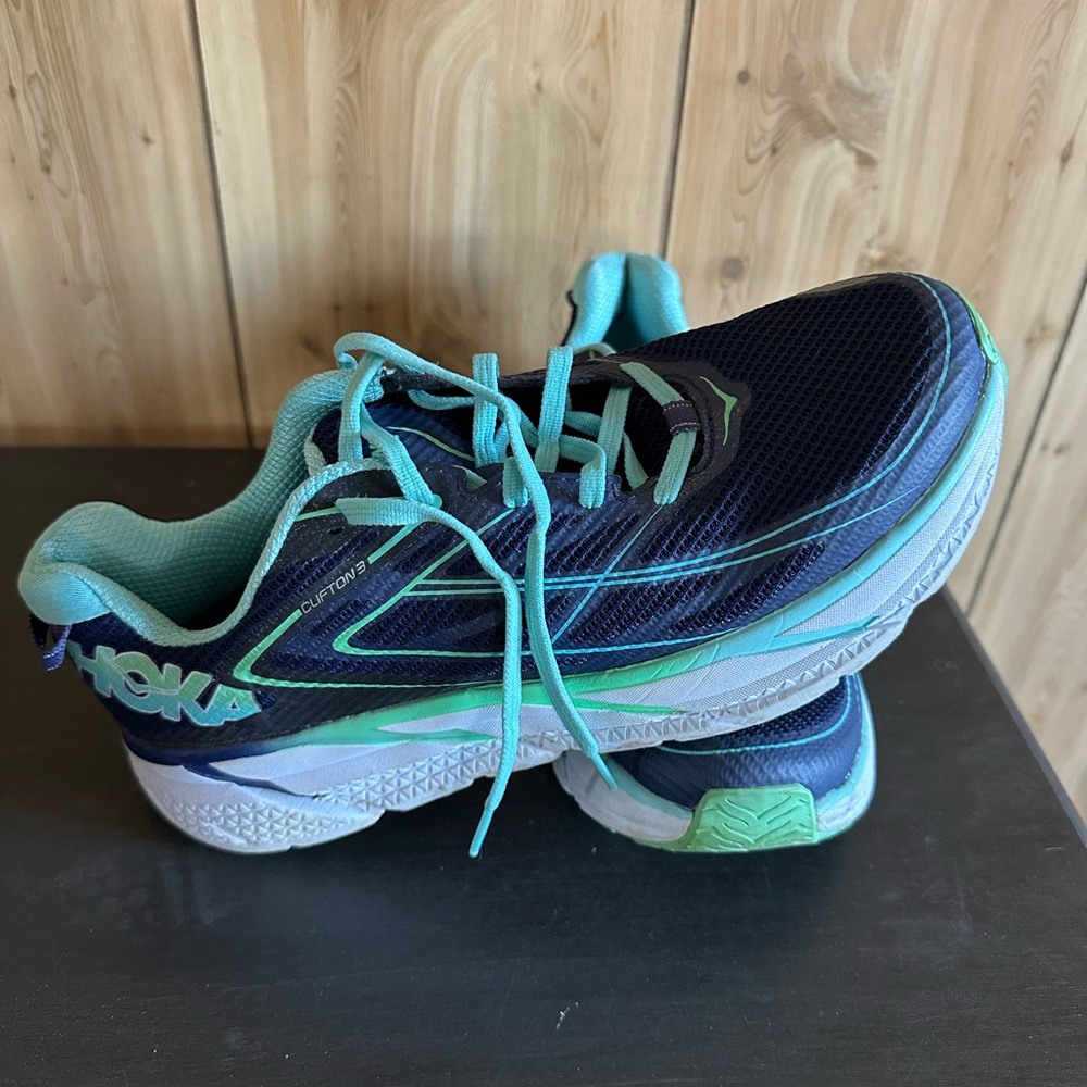 Hoka Navy and Teal Clifton 3 Athletic Shoes, size 8.5
